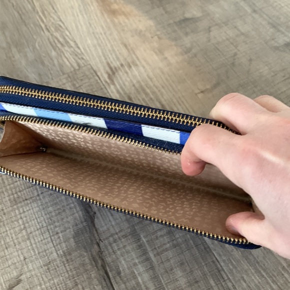 Kate Space wallet - Picture 6 of 7